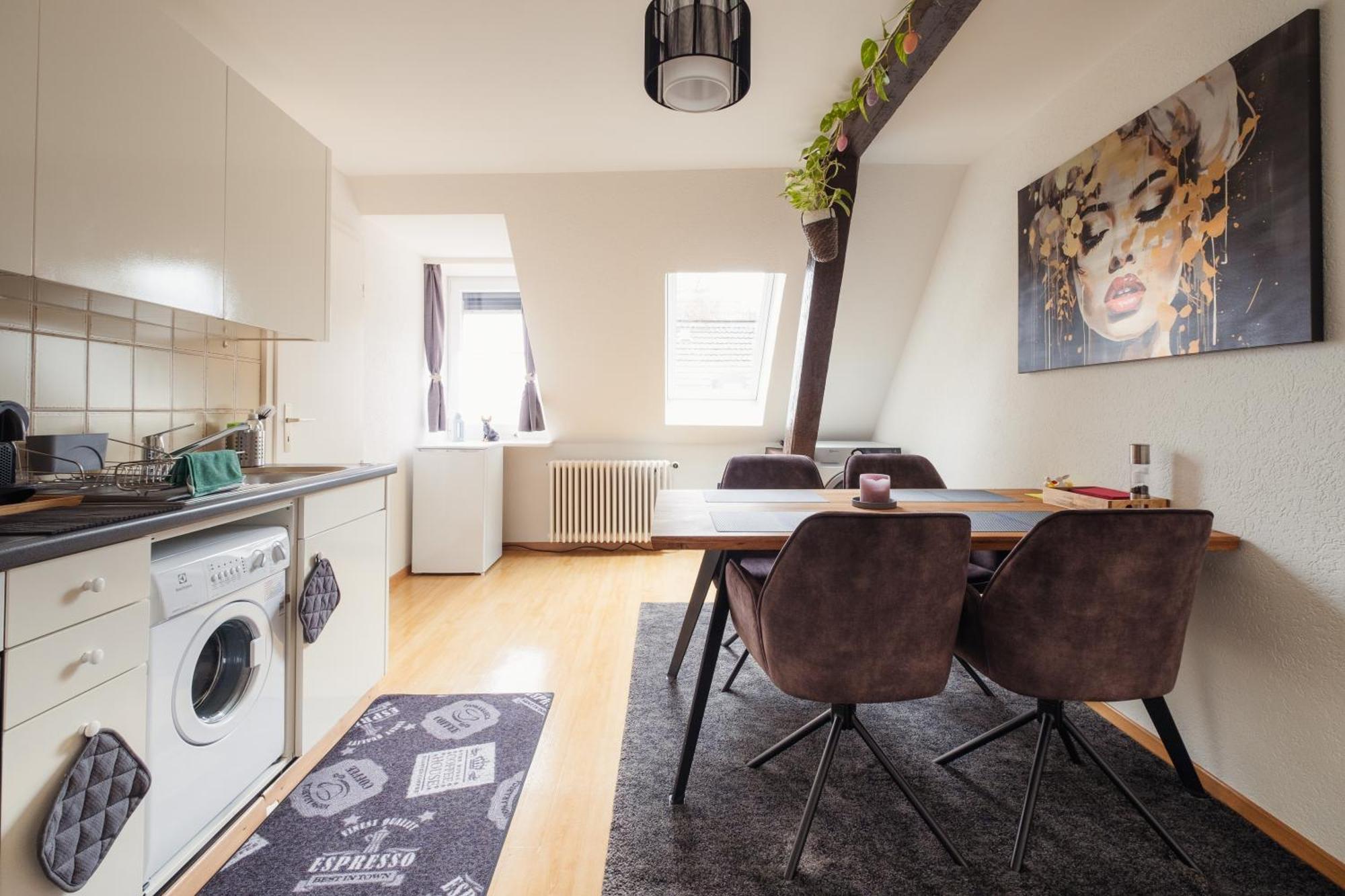 Charmante Wohnung An Beliebter, Urbaner Lage Zürich Kültér fotó